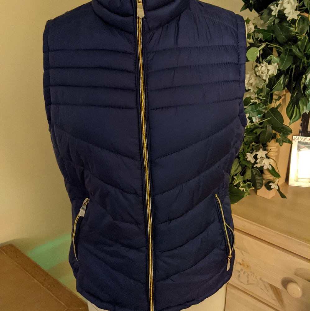 Women's PUFFER VEST